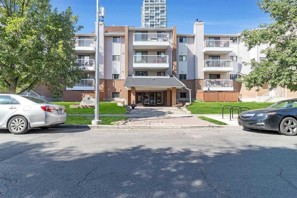 New property listed in Lower Mount Royal, Calgary